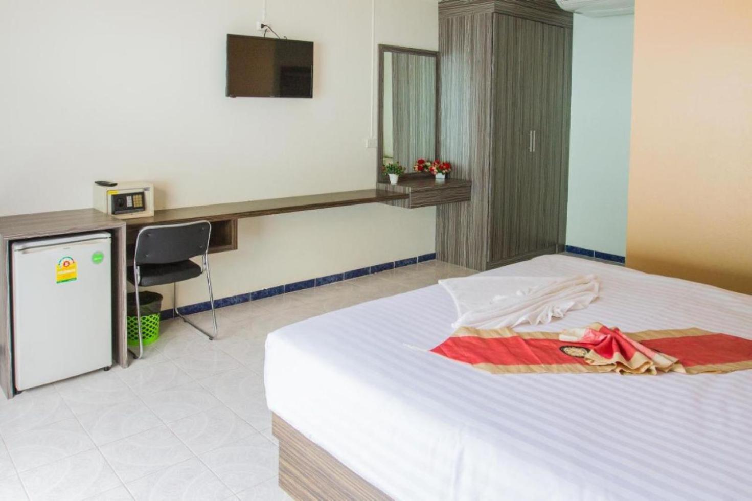 Cozy Residence Nanai Patong Exterior foto